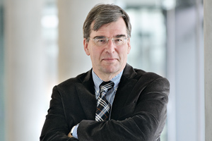 Prof. Dr. Andreas Falke