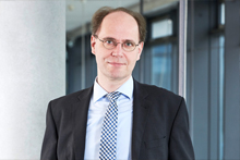 Zum Artikel "Prof. Dr. Büttner über die Auswirkungen der Corona-Pandemie auf die Wirtschaft"