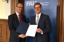 Neuer Honorarprofessor am Fachbereich