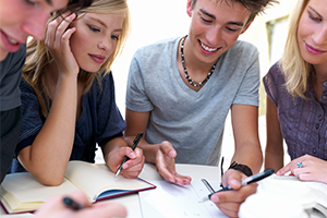 WiSo präsentiert sich beim Melanchthon Studienbasar