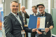 Wissenschaftspreis der Deutschen Gesellschaft für Gesundheitsökonomie an Dr. Simon Reif verliehen