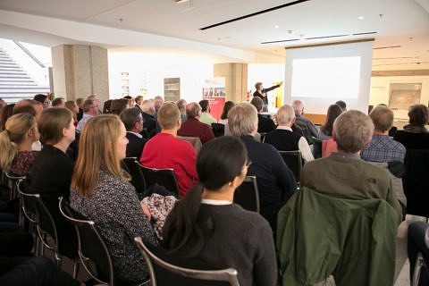 #NUElecture zum Thema „Alternative Antriebe: Wie sieht die Mobilität der Zukunft aus?“ Fotos: Giulia Iannicelli / Eva Bleisteiner