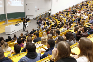 Zum Artikel "Wintersemester 2021/2022: Endlich wieder Campus-Leben"