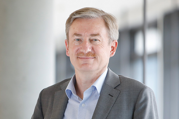 Prof. Dr. Claus Schnabel