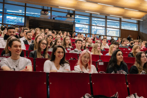 Zum Artikel "Online-Infoveranstaltung zum berufsbegleitenden MBA-Studiengang „Business Management“"