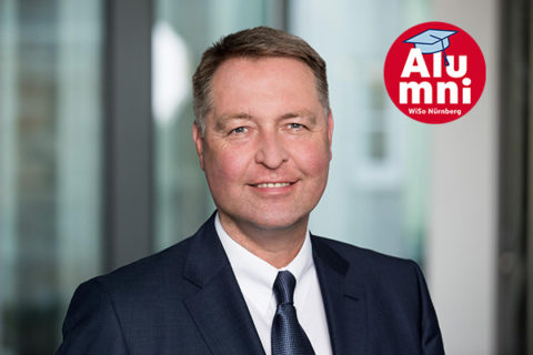 Zum Artikel "WiSo-Alumni stellen sich vor: Prof. Dr. Frank Walthes, Versicherungskammer Bayern"