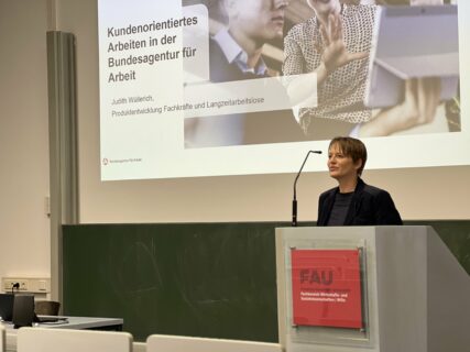 Zum Artikel "WiSo-Alumna berichtet aus der Praxis bei der Bundesagentur für Arbeit"