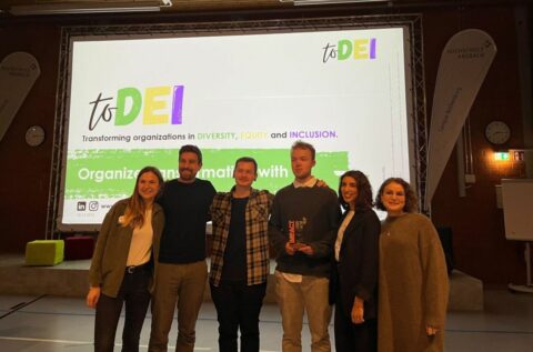 Zum Artikel "IMPACT Award an FAU-Team vergeben"