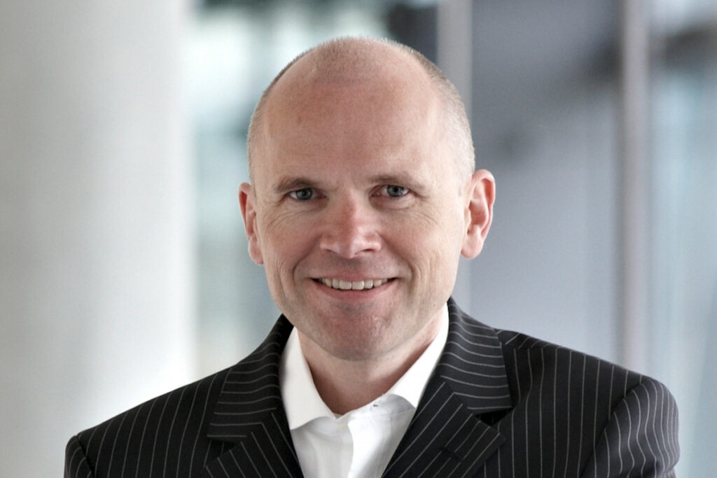 Prof. Dr. Dirk Holtbrügge