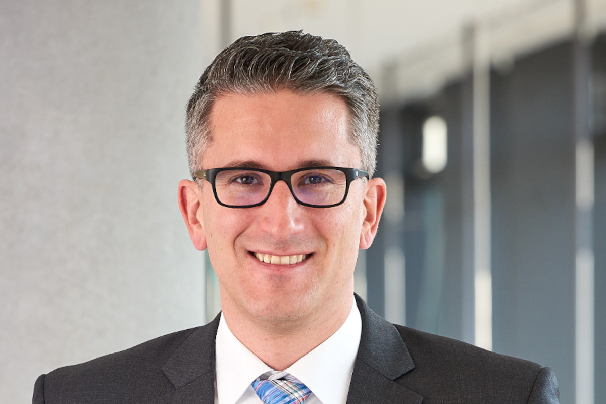 Beitragsbild für Prof. Dr. Laumer