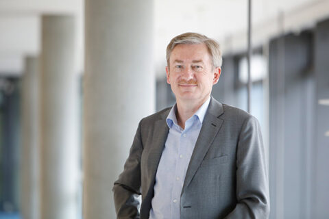 Zum Artikel "Bayern 2/ARD alpha: Prof. Schnabel als Experte im Tagesgespräch"