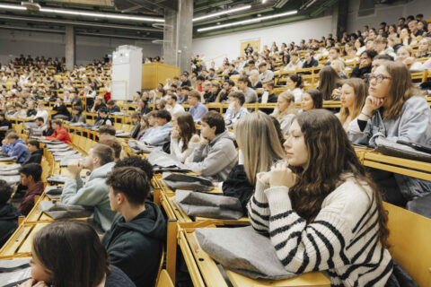 Zum Artikel "Willkommen im Sommersemester 2025"