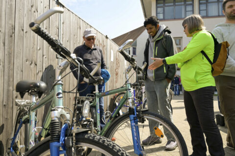 Zum Artikel "Rückblick auf den erfolgreichen Recycle-Fahrradflohmarkt an der FAU WiSo"
