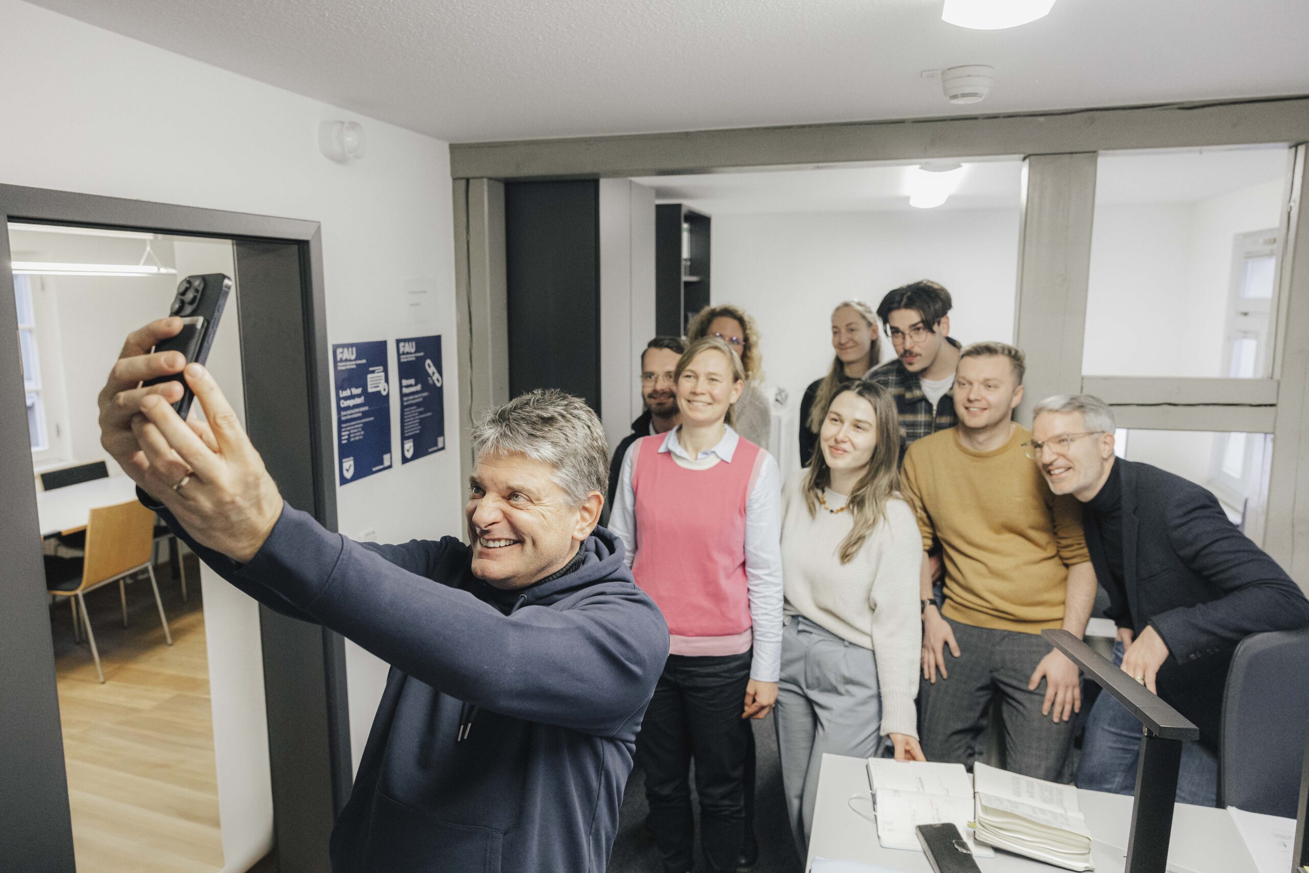 A cup with the President – Prof. Dr. Sarah Necker